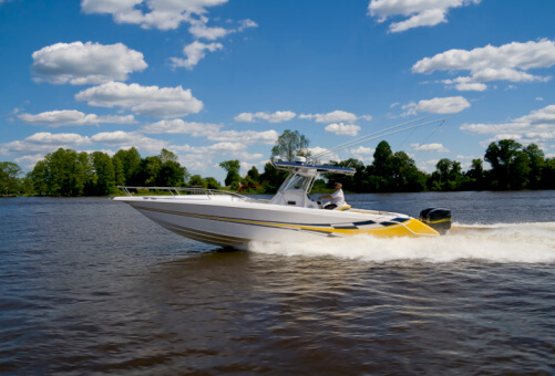 person in boat for Nebraska boating laws blog post on Hauptman O'Brien