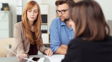 How Our Lincoln Car Crash Lawyers Maximize Your Settlement