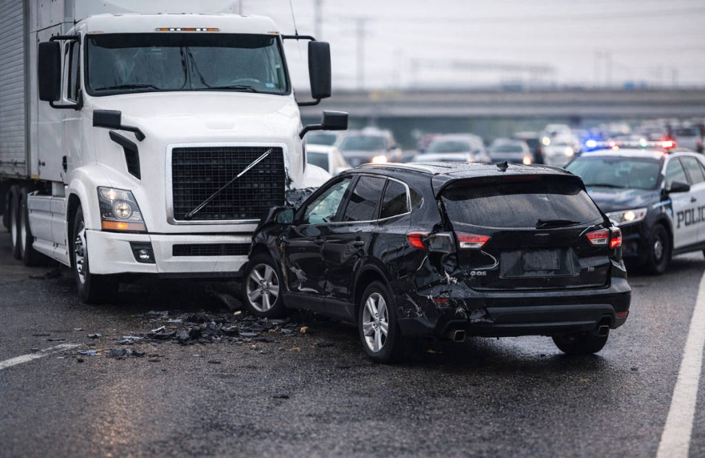 Lincoln, NE truck accident lawyer